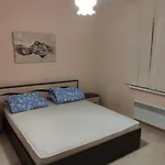 Апартамент Lazur Karlovo 8 Street Free Parking Бургас