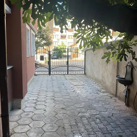 Lazur Karlovo 8 Street Free Parking Apartment Burgas