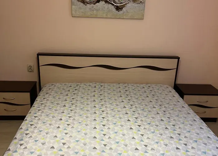 Lazur Karlovo 8 Street Free Parking Μπουργκάς