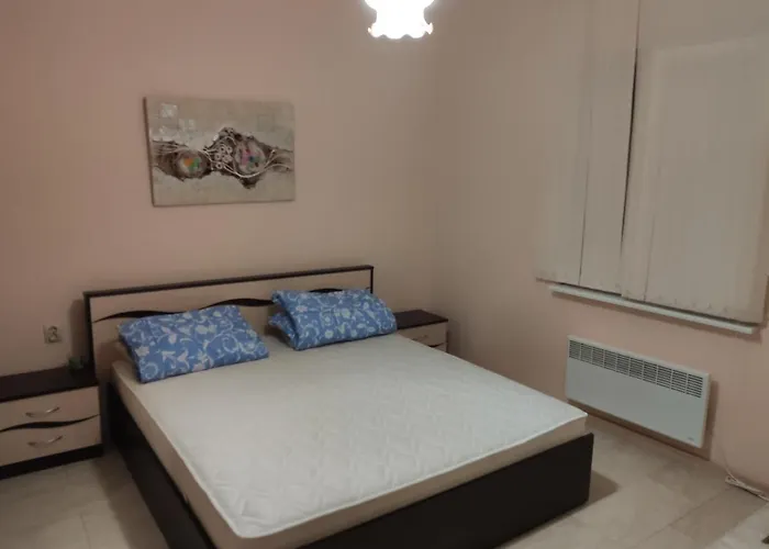 Διαμέρισμα Lazur Karlovo 8 Street Free Parking Μπουργκάς